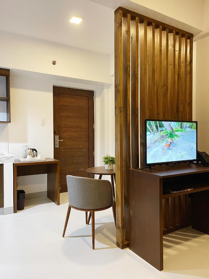 פאסאי Airo Suites Makati מראה חיצוני תמונה