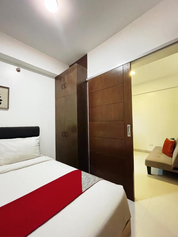 פאסאי Airo Suites Makati מראה חיצוני תמונה