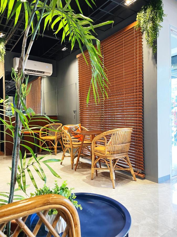פאסאי Airo Suites Makati מראה חיצוני תמונה