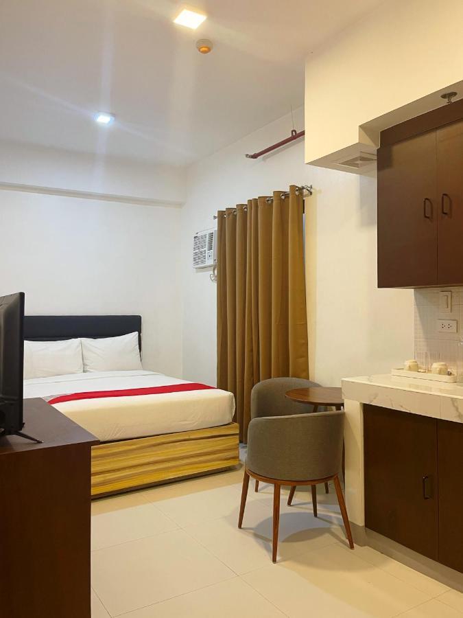פאסאי Airo Suites Makati מראה חיצוני תמונה