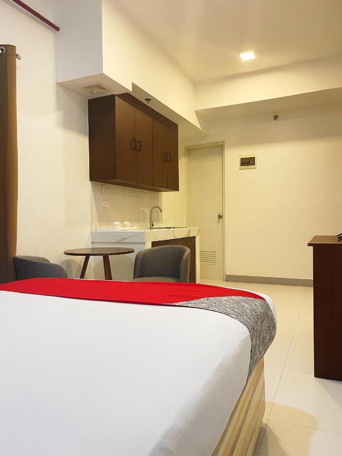 פאסאי Airo Suites Makati מראה חיצוני תמונה