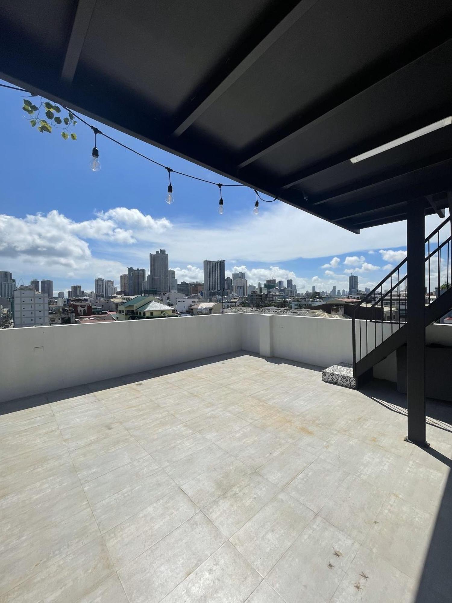 פאסאי Airo Suites Makati מראה חיצוני תמונה
